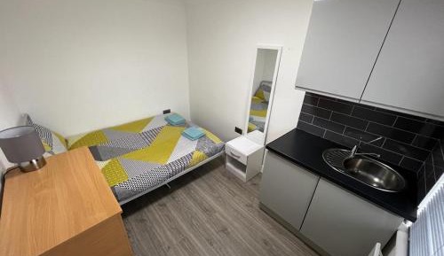 Double Room with Shared Bathroom