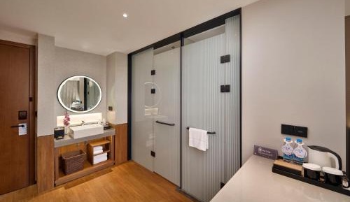 Superior King Room