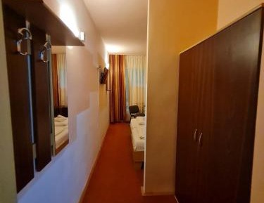 Twin Room with Mountain View