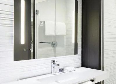 Guest Room with Two Double Beds