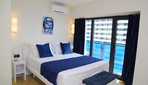 Two-Bedroom Deluxe Apartment