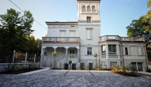 Duplex Apartment
