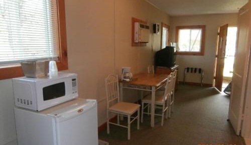 Queen Room with Two Queen Beds - River View