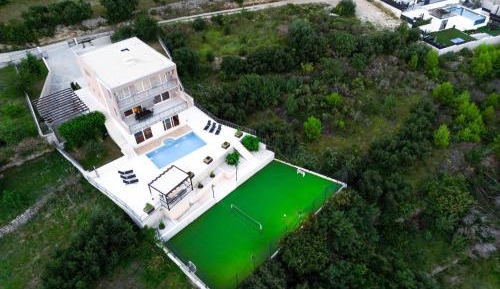 Villa with Private Pool