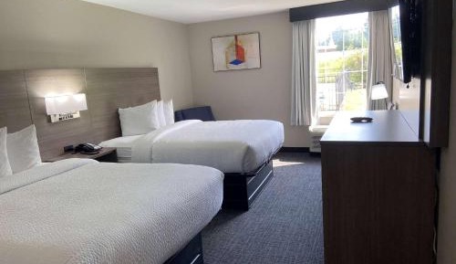 Queen Room with Two Queen Beds - Non-Smoking