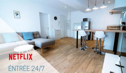 One-Bedroom Apartment D 