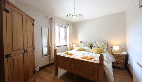 Double Room with Private External Bathroom