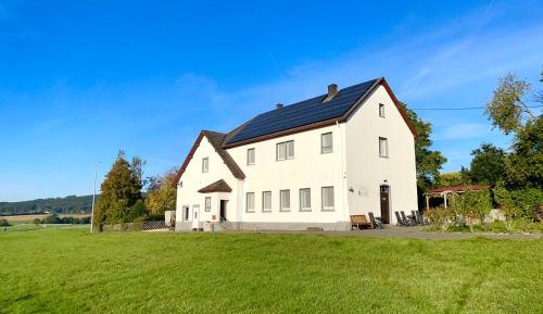 Seven-Bedroom House