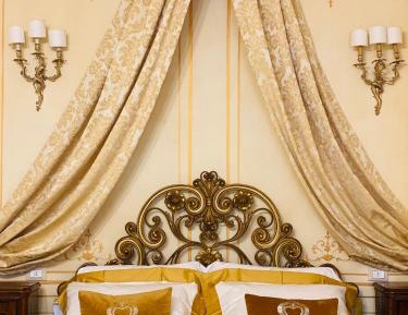Superior Queen Room with Two Queen Beds