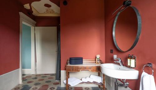 Suite with Garden View
