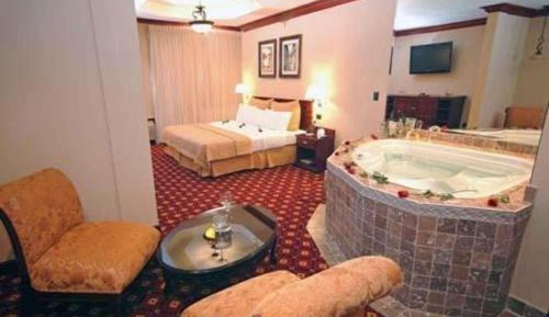 King Suite with Living Room - Non Smoking