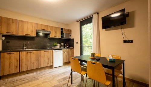 Apartment with Terrace