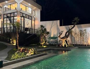 One-Bedroom Villa