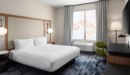 Standard King Room