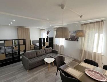 Three-Bedroom Deluxe Apartment