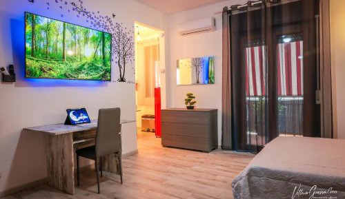 Superior One-Bedroom Apartment with Balcony