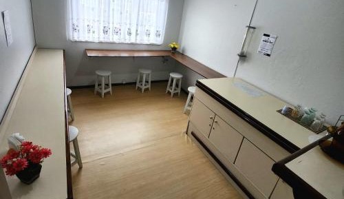 Apartment with Shower