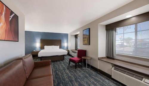 King Suite with Sofa Bed and Walk-In Shower - Non-Smoking