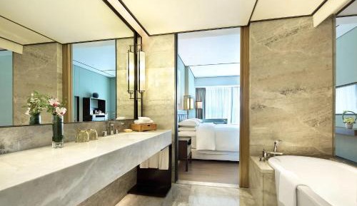 Club Twin Room