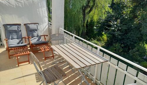 Superior One-Bedroom Apartment with Balcony