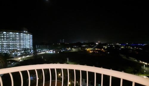 Apartment with Pool View 