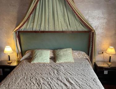 Superior Deluxe Double or Twin Room 