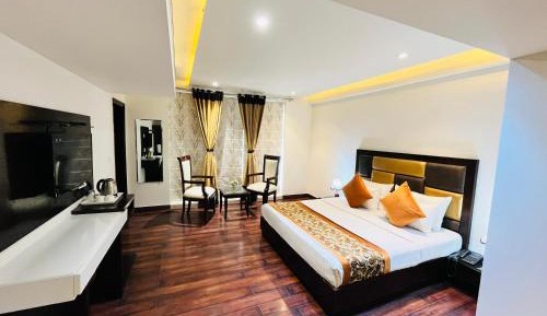 Superior King Room