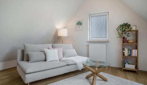 Superior One-Bedroom Apartment