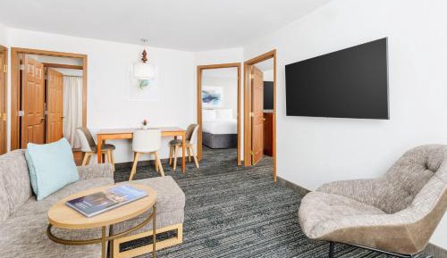 Two-Bedroom Suite with Sofa Bed