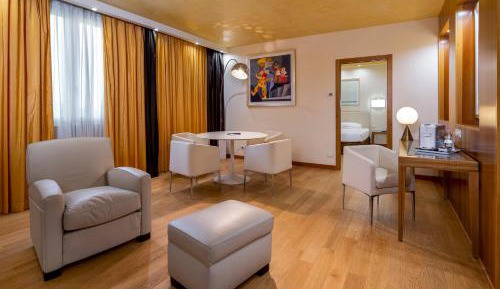 King Suite
