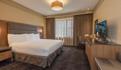 Superior King Room