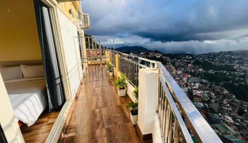 Queen Room with Balcony