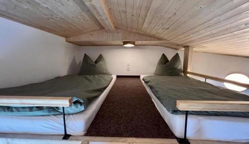 Quadruple Room with Mountain View