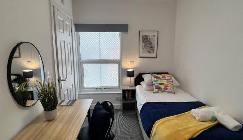 Single Room with Private Bathroom