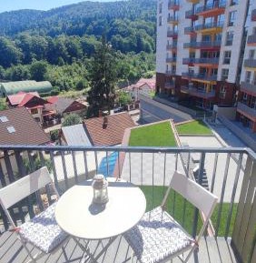 King Studio with Sofa Bed