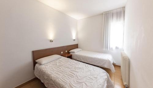 Three-Bedroom Apartment (5 Adults)