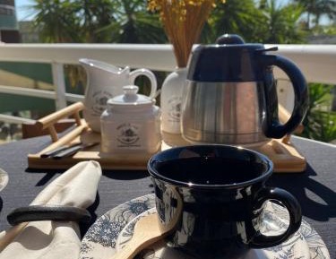 Apartment with Lake View