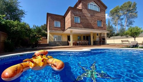 Five-Bedroom House
