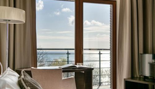 Premium Apartment with Sea View