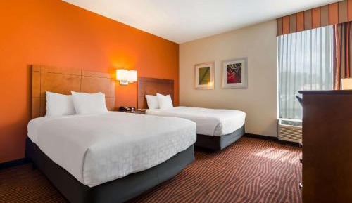 Queen Room with Two Queen Beds - Non-Smoking