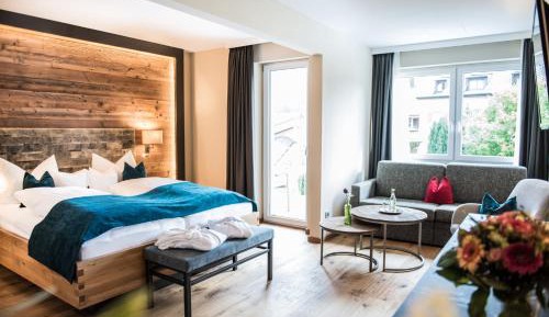 Junior Suite with Balcony