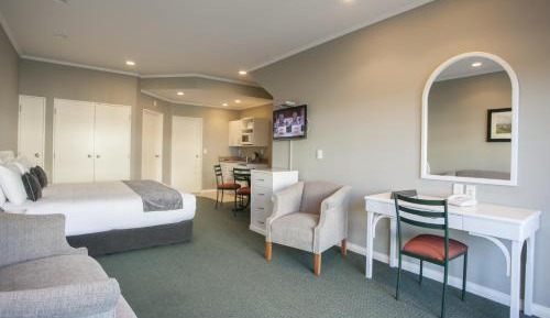 One-Bedroom Suite - Disability Access