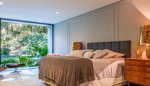 Suite with Garden View