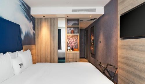 Superior Room Down to Earth