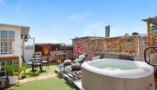 Two-Bedroom Superior Apartment