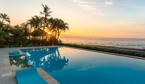 Villa - Beach Front