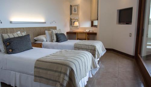 Double or Twin Room with Sea View