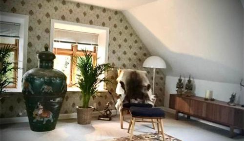 Queen Room with Garden View