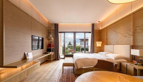 Deluxe Seaview King Room 