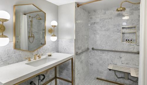 King Room - Disability Access